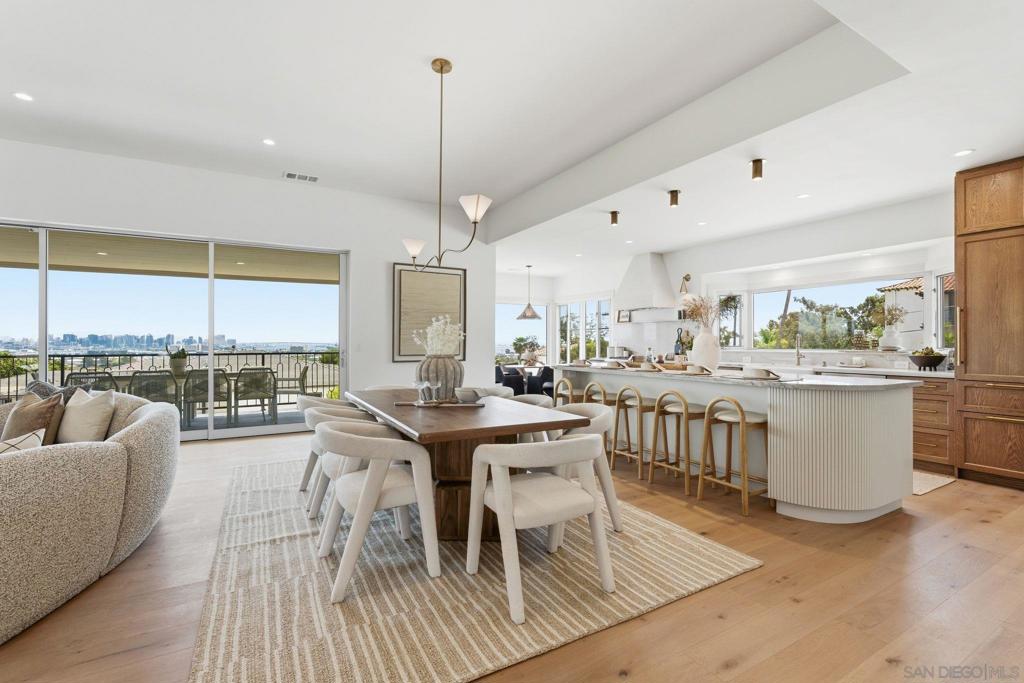 2409 Evergreen - photo 3