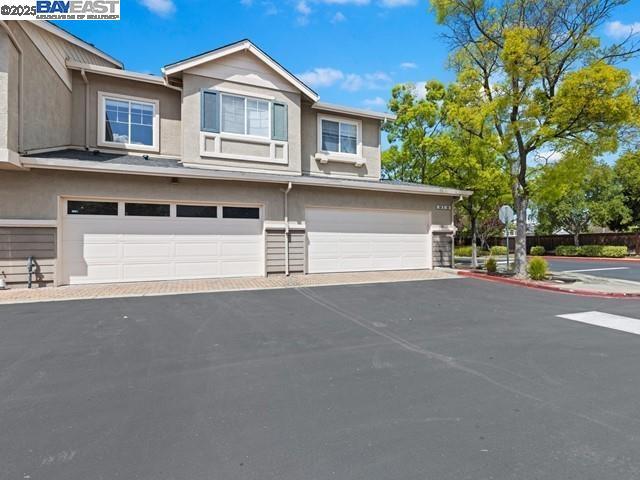 130 Sutter Creek Ln, San Ramon CA: https://media.crmls.org/mediaz/51af8110-7bea-4f8f-a322-d7dd160865dc.jpg