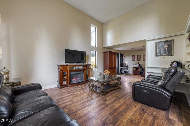 Detail Gallery Image 6 of 70 For 652 Stonebrook St, Simi Valley,  CA 93065 - 4 Beds | 2/1 Baths