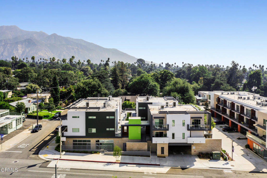 2000 Lake Avenue, Altadena, CA 91001