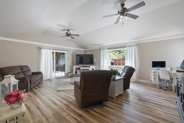 22 Heiner Road, Watsonville CA: https://media.crmls.org/mediaz/51b22c54-7deb-42f0-8dec-e457d73c3442.jpg