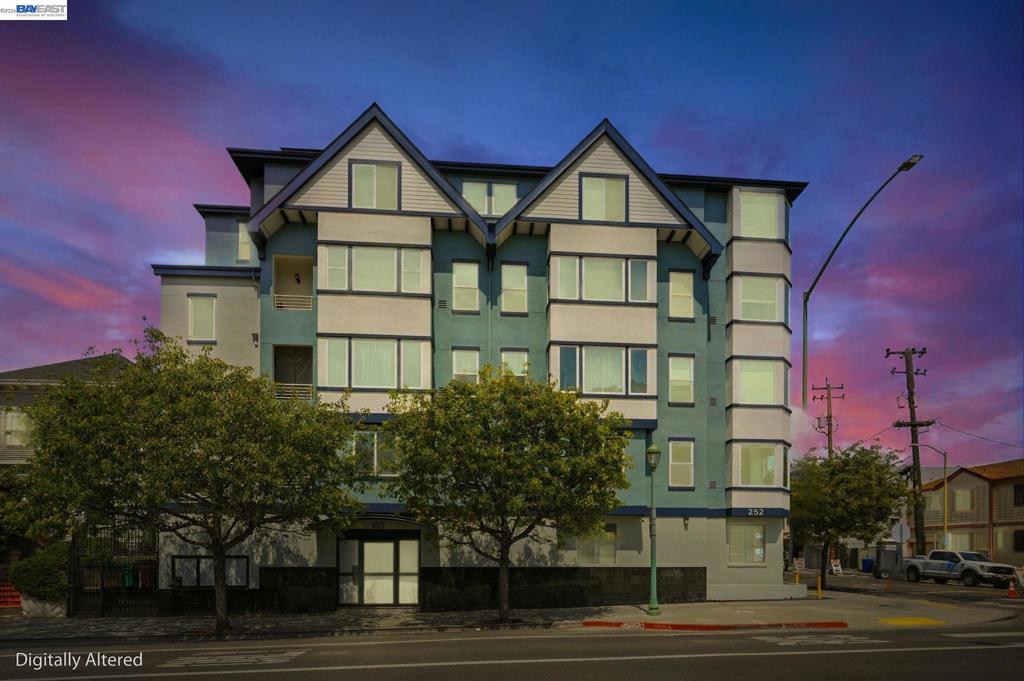 252 International Blvd #303