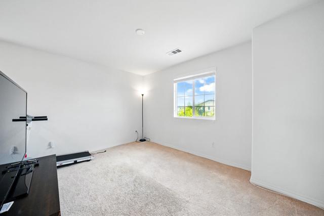 30499 Ridgely Way, Menifee CA: https://media.crmls.org/mediaz/51b46a21-5558-4a00-96ec-eae80b876d3a.jpg