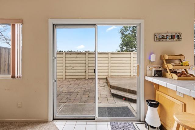 18177 Stonegate Court, Salinas CA: https://media.crmls.org/mediaz/51b46bc3-294f-4e23-840e-436c34087d85.jpg