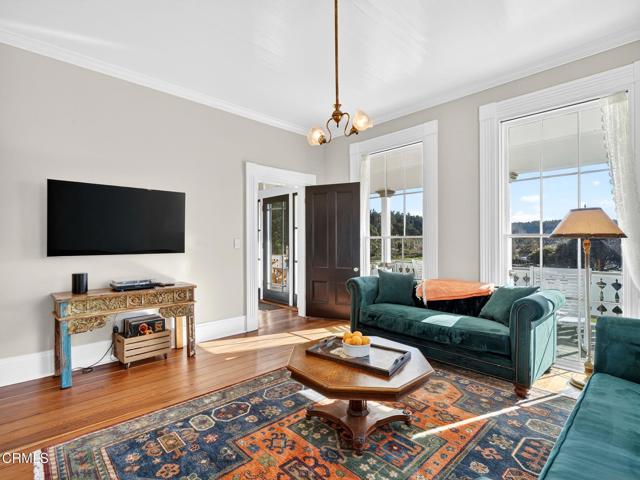 Detail Gallery Image 13 of 56 For 44900 Little Lake Rd, Mendocino,  CA 95460 - 5 Beds | 2/1 Baths