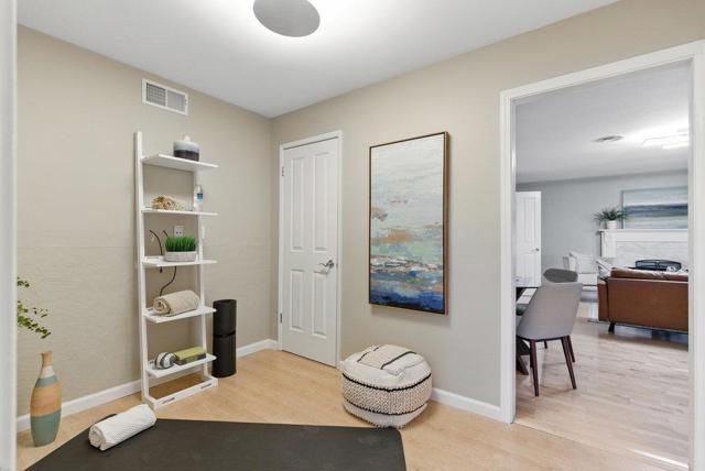 3225 Upper Lock Avenue, Belmont CA: https://media.crmls.org/mediaz/51b73790-e46d-41f0-a85a-b2443fe7f1bb.jpg