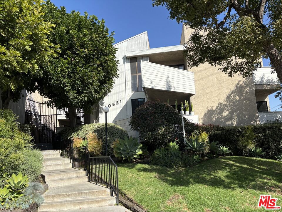 10521 National Boulevard #115