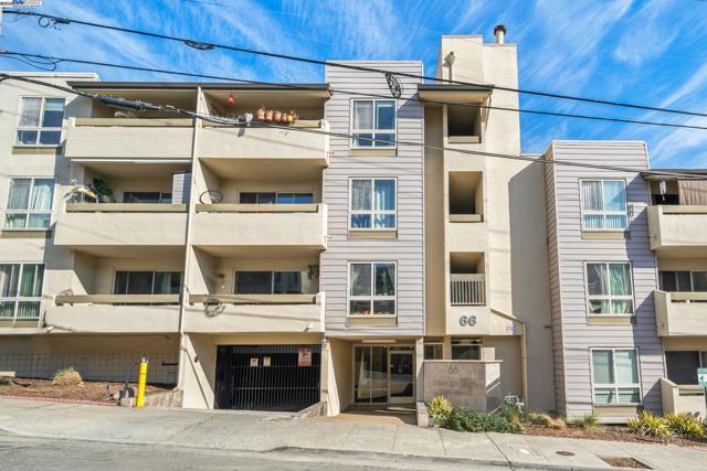 Image 14 of 16 For 66 Fairmount Ave  417