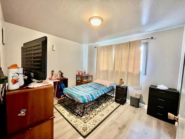 128 Maple Avenue, Watsonville CA: https://media.crmls.org/mediaz/51b9b1f5-fcb6-436a-ab09-4d823043d472.jpg