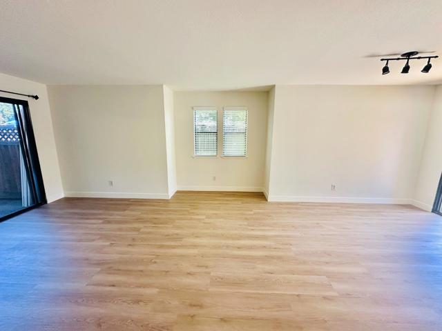 558 Ironwood Terrace, Sunnyvale CA: https://media.crmls.org/mediaz/51ba1525-d23c-4a1e-89bd-dc6b985c1e11.jpg