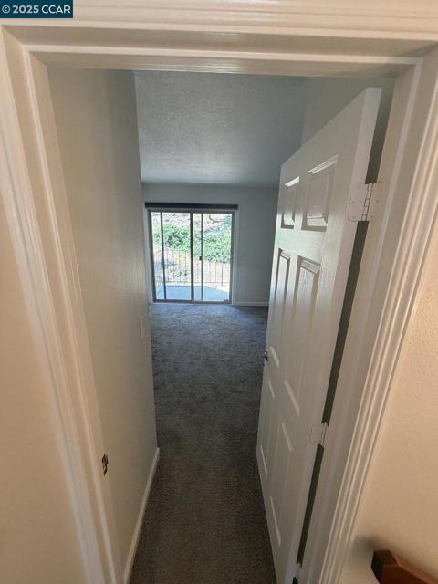 105 Via Cabrera Ln, Martinez CA: https://media.crmls.org/mediaz/51ba744f-a660-40bc-af9f-0ab4c692525b.jpg