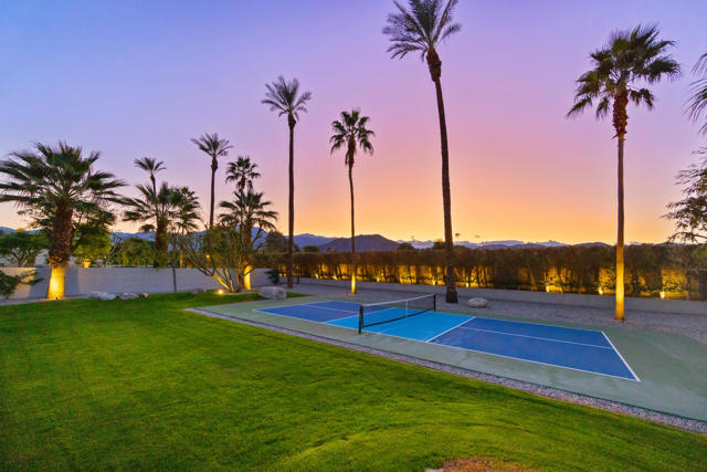 51165 Evangeline Way, La Quinta CA: https://media.crmls.org/mediaz/51ba92bc-4b0b-46c4-83fb-5f70ba8290e2.jpg