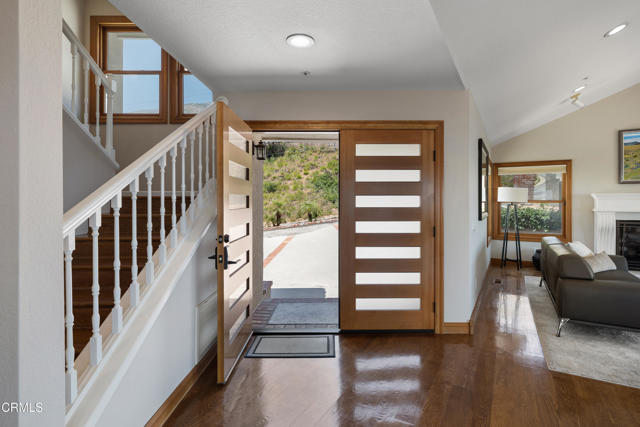 Detail Gallery Image 4 of 70 For 2954 Zane Grey Ter, Altadena,  CA 91001 - 5 Beds | 5/1 Baths