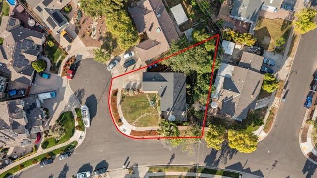5494 Mary Jo Court, San Jose CA: https://media.crmls.org/mediaz/51bb9679-d5a0-429c-b84a-22b8b094917a.jpg