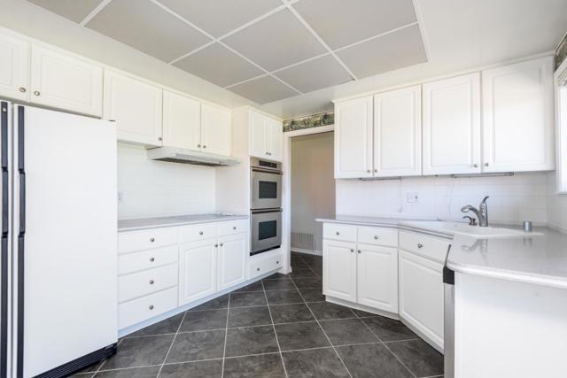 90 Conejo Drive, Millbrae CA: https://media.crmls.org/mediaz/51bba0fb-210e-4607-b2b4-f2119134715f.jpg