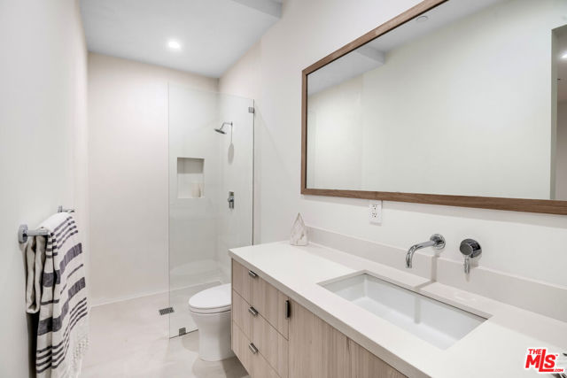 2407 San Marco Drive, Los Angeles CA: https://media.crmls.org/mediaz/51bba5ce-3c84-4eb6-823b-c08457720452.jpg