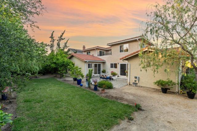 6543 Skyfarm Drive, San Jose CA: https://media.crmls.org/mediaz/51bc8428-99d4-4702-8e3a-3ad6054eb4ae.jpg