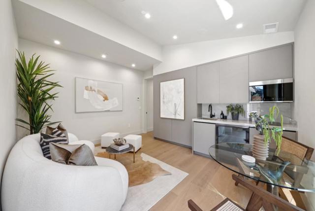 585 Cherry Avenue, Los Altos CA: https://media.crmls.org/mediaz/51bcfe93-d097-419a-8aef-3836f4634733.jpg
