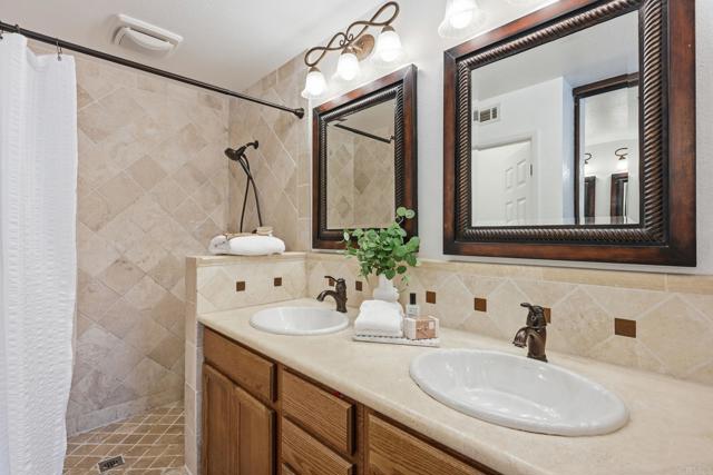 Detail Gallery Image 26 of 50 For 3694 Fallon Cir, San Diego,  CA 92130 - 2 Beds | 2 Baths