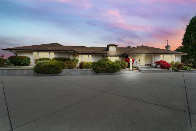 900 E Bel Mar Drive, La Selva Beach CA: https://media.crmls.org/mediaz/51bf2ff6-e05f-403b-bf68-f5e7dcf5b238.jpg