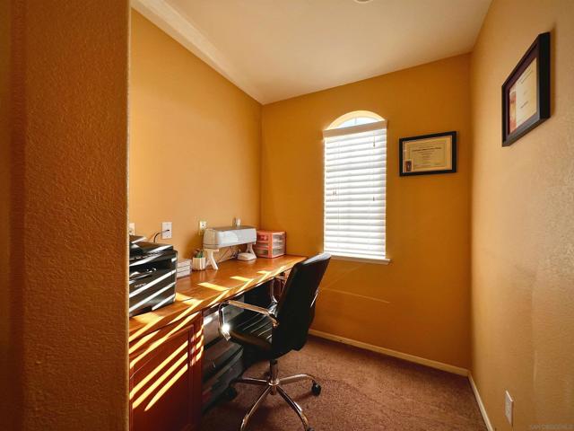 37710 Sprucewood Ln, Murrieta CA: https://media.crmls.org/mediaz/51bf5826-b18b-4b97-8860-233e37701549.jpg