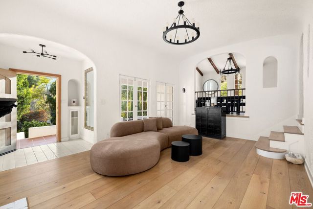 8061 Woodland Lane, Los Angeles CA: https://media.crmls.org/mediaz/51bf8767-df06-44ac-8a4c-982ca8a3bbfe.jpg