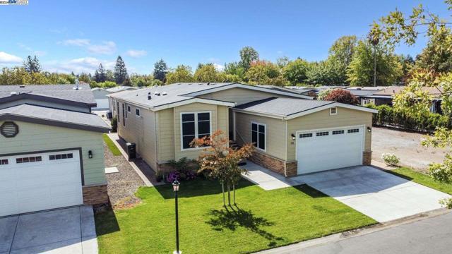 Details for 1945 Piner Road, Santa Rosa, CA 95403