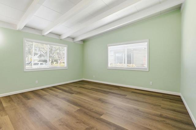 458 Rainier Drive, Salinas CA: https://media.crmls.org/mediaz/51c02ad8-84e2-4990-8fd2-21d29811d8a3.jpg