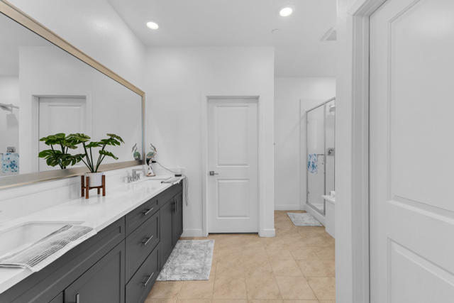 35469 Cortesia Way, Palm Desert CA: https://media.crmls.org/mediaz/51c08199-7468-454d-accc-8c163e668200.jpg