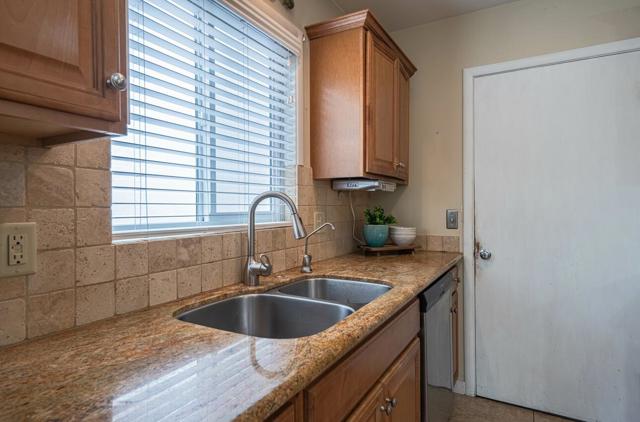 914 Junipero Way, Salinas CA: https://media.crmls.org/mediaz/51c0a847-847e-4d5d-b587-570c8f1e97ef.jpg
