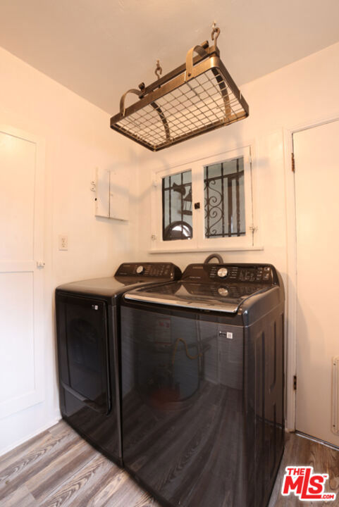755 N CRESCENT HEIGHTS, Los Angeles CA: https://media.crmls.org/mediaz/51c0d434-beac-4f11-a2fd-22c39251298e.jpg
