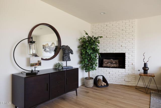 Detail Gallery Image 3 of 22 For 9465 E Camino Real Ave, Arcadia,  CA 91007 - 4 Beds | 2 Baths