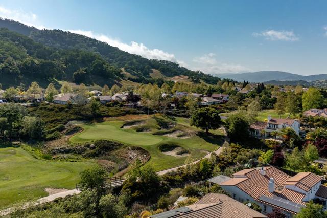 65056695 Eagle Ridge Court, Gilroy CA: https://media.crmls.org/mediaz/51c263fd-6e52-49ce-b180-8a6871dfa7ec.jpg