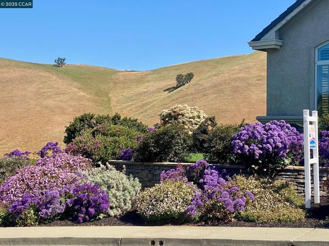 Image 3 of 60 For 1021 Pebble Beach Dr