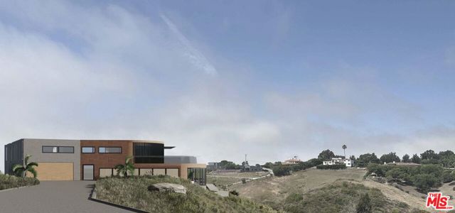6111 Kanan Dume Road, Malibu CA: https://media.crmls.org/mediaz/51c3bb50-1f45-480d-9dcd-cf4715f5985c.jpg