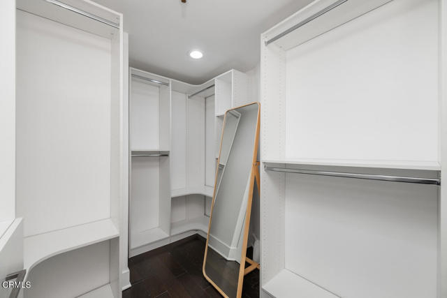 Detail Gallery Image 18 of 32 For 235 S Reeves Dr #104,  Beverly Hills,  CA 90212 - 2 Beds | 2/1 Baths