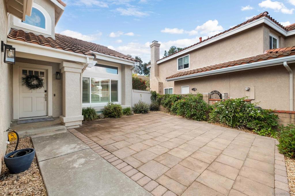 1865 Ithaca Dr - photo 2