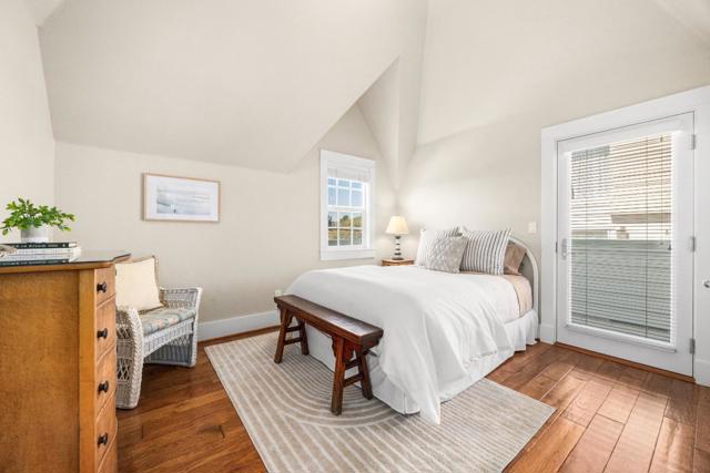 360 5th Avenue, Santa Cruz CA: https://media.crmls.org/mediaz/51c929c3-f20a-4a5a-92bb-8e682a6d6947.jpg