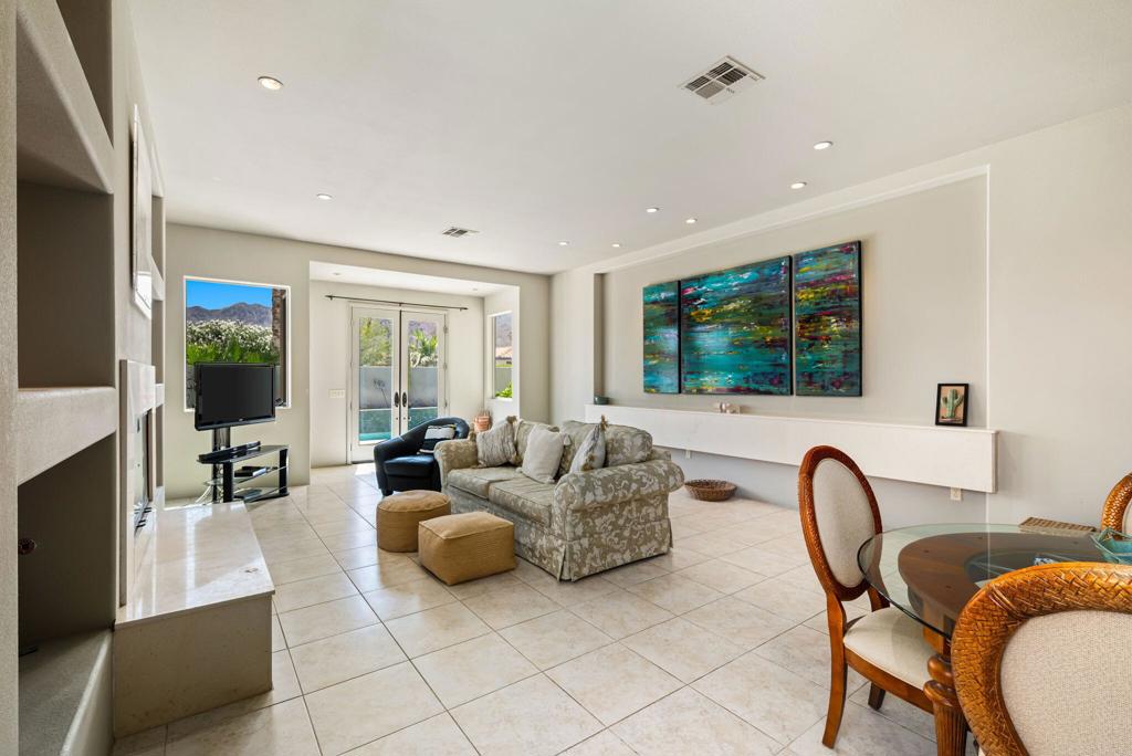 MLS #219131595DA image #20