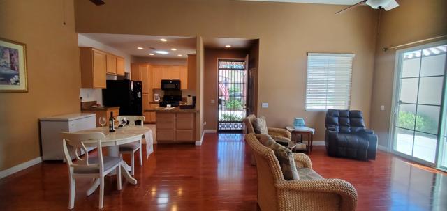 47825 Endless Sky, La Quinta CA: https://media.crmls.org/mediaz/51c9f40f-69b8-4670-97b6-f014ab9fdd00.jpg