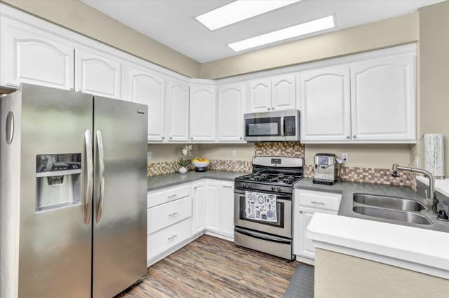 Detail Gallery Image 15 of 51 For 2174 Cabo Bahia, Chula Vista,  CA 91914 - 2 Beds | 2 Baths