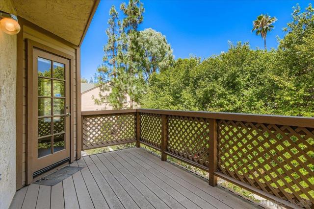 8896 Highwood Drive, San Diego CA: https://media.crmls.org/mediaz/51cb0cf5-86df-40ef-b745-6c2e4c844862.jpg