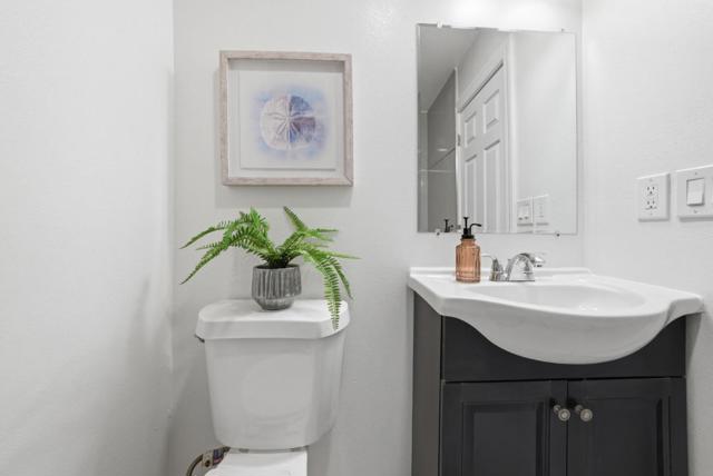 591 Marylinn Drive, Milpitas CA: https://media.crmls.org/mediaz/51cb1e61-d445-48a2-86ed-de62796e5994.jpg