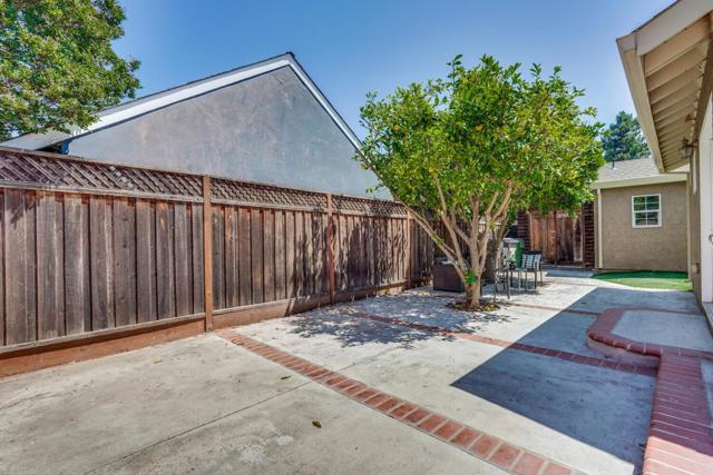 12471249 Curtner Avenue, San Jose CA: https://media.crmls.org/mediaz/51cb7a4c-6577-4995-893c-a512598acdfe.jpg