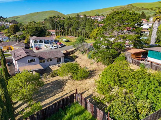 149 Westminster Way, Vallejo CA: https://media.crmls.org/mediaz/51cba896-4b0a-4a48-9533-017f999fda6c.jpg