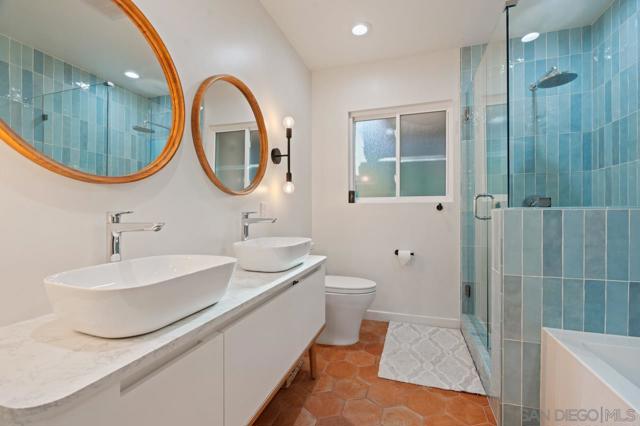 9835 Edgelake Dr, La Mesa CA: https://media.crmls.org/mediaz/51cbd3ed-a12f-4ae4-aeae-64ccc5ee2637.jpg