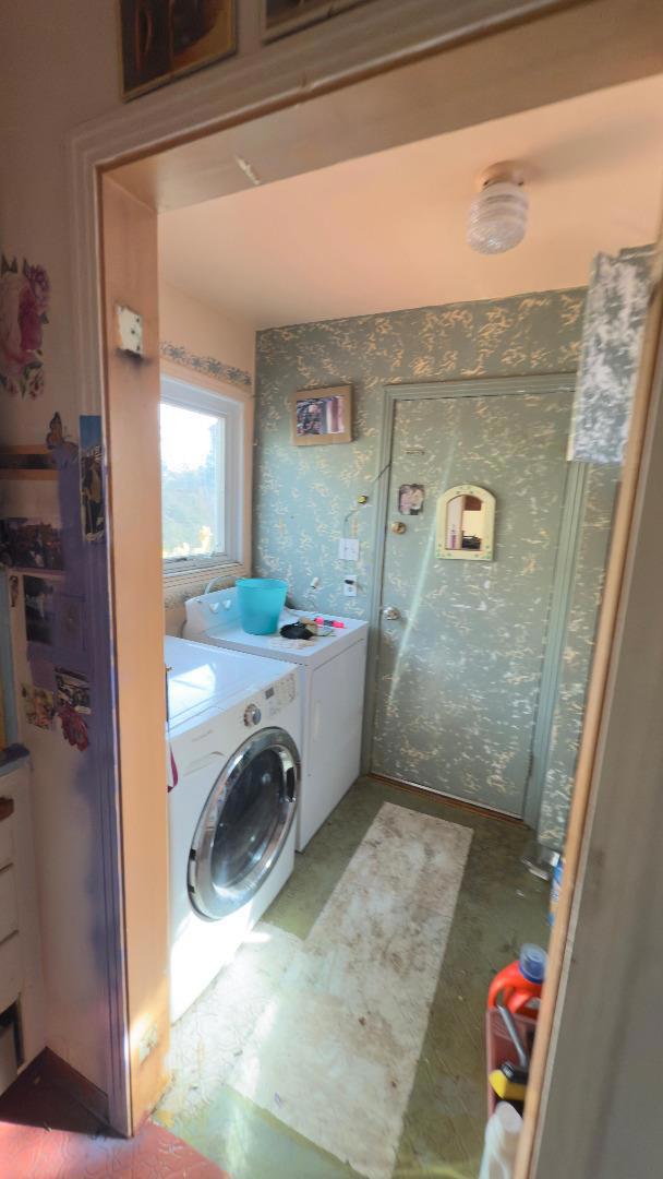 909 Elizabeth Way, Sunnyvale CA: https://media.crmls.org/mediaz/51ccbdd9-41af-4e56-bd34-52c58079ac7f.jpg