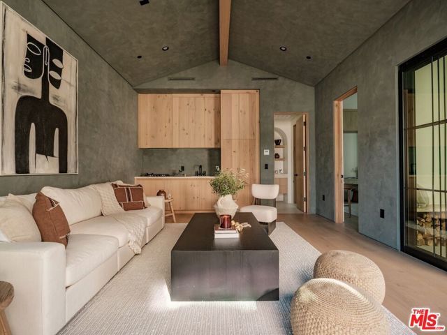 Image 58 of 69 For 11746 Blix Street