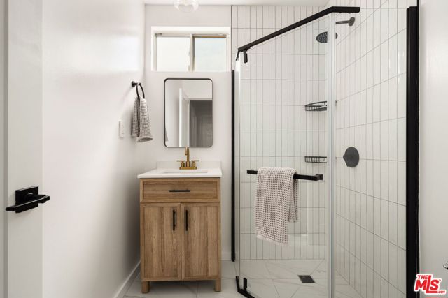 4938 O Sullivan Drive, Los Angeles CA: https://media.crmls.org/mediaz/51cf0c6e-b197-43b1-ac76-6bf5f11951b3.jpg