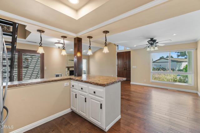 5197 Teton Lane, Ventura CA: https://media.crmls.org/mediaz/51d07bfc-726b-4c7c-a15b-8d9b965e241d.jpg